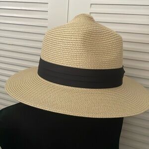 Beach hat